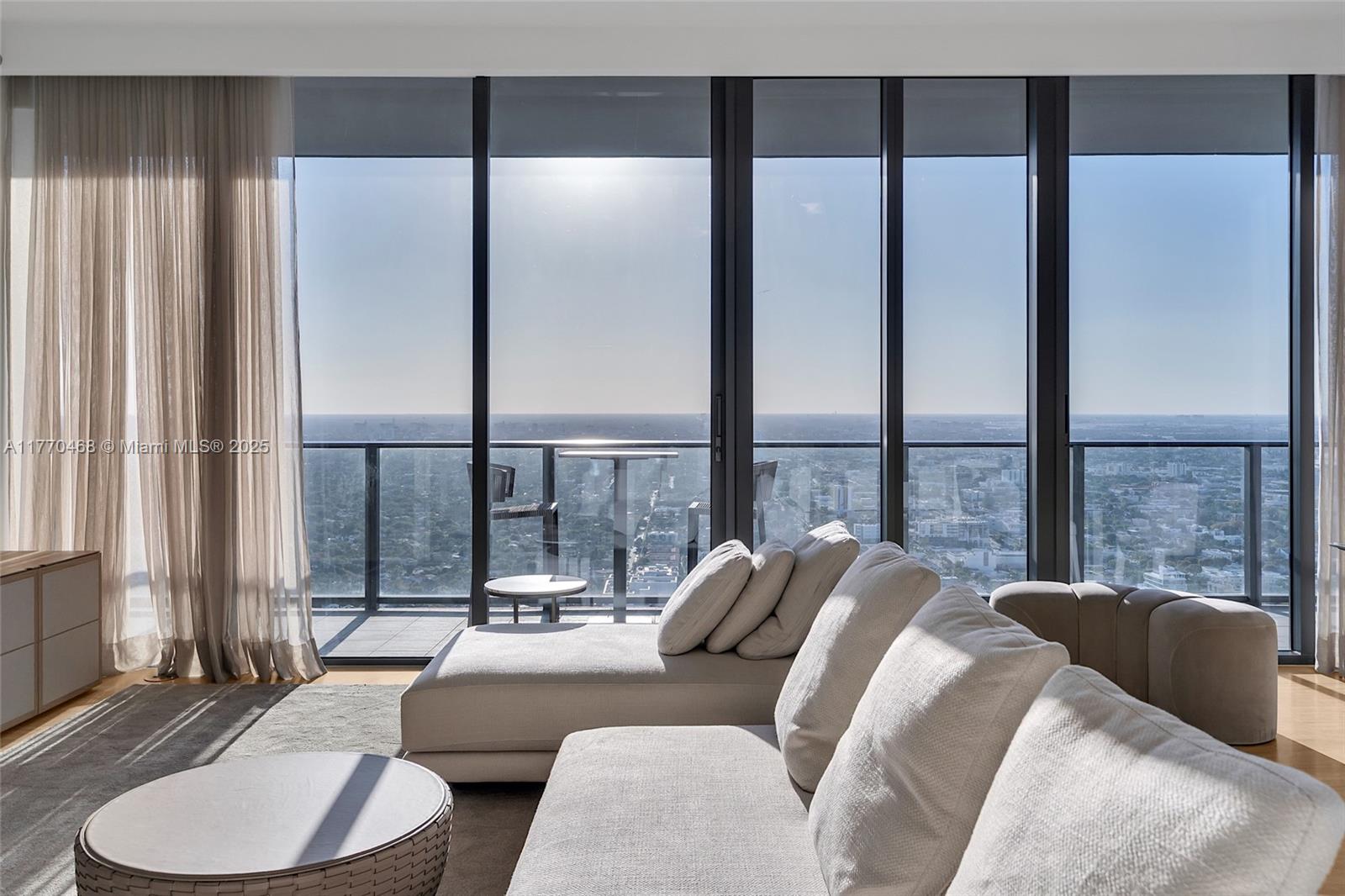1000 Brickell Plz #PH5504, Miami FL 33131