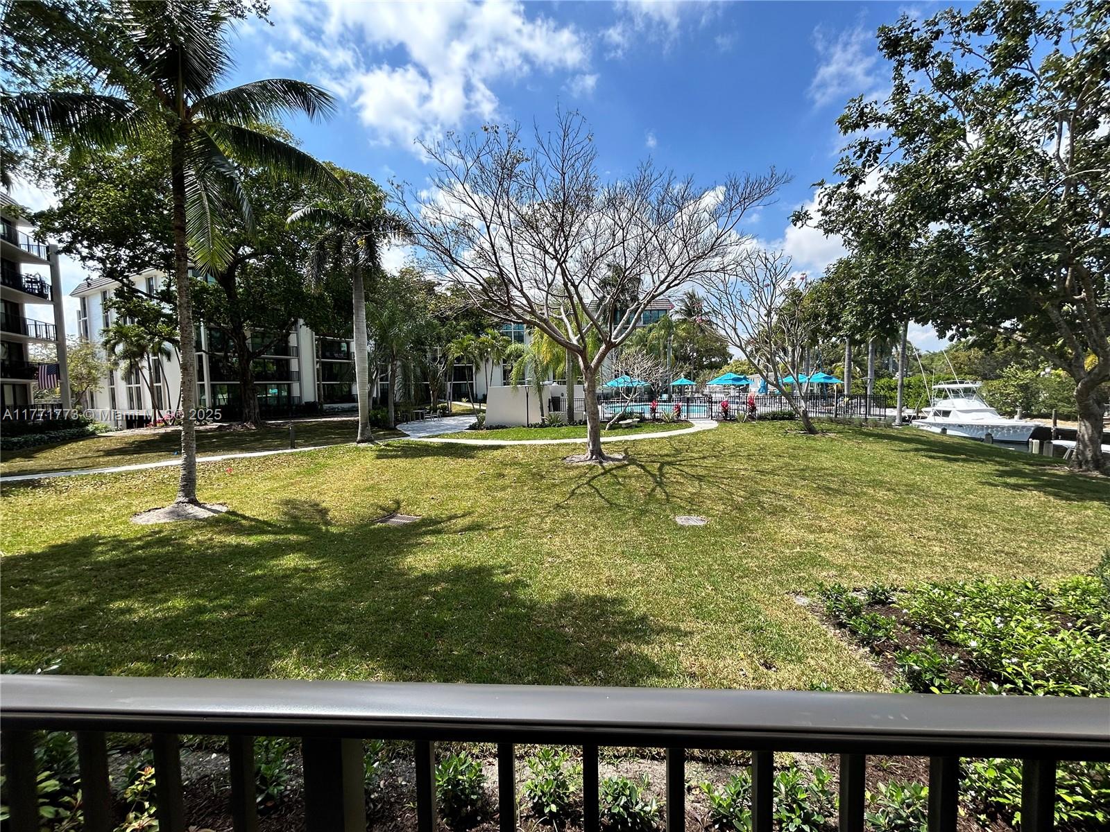 Listing Photo 14