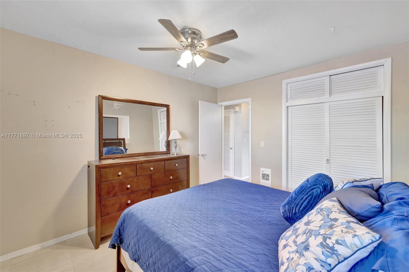1012 SW 11th St #20N, Hallandale Beach, Florida image 36