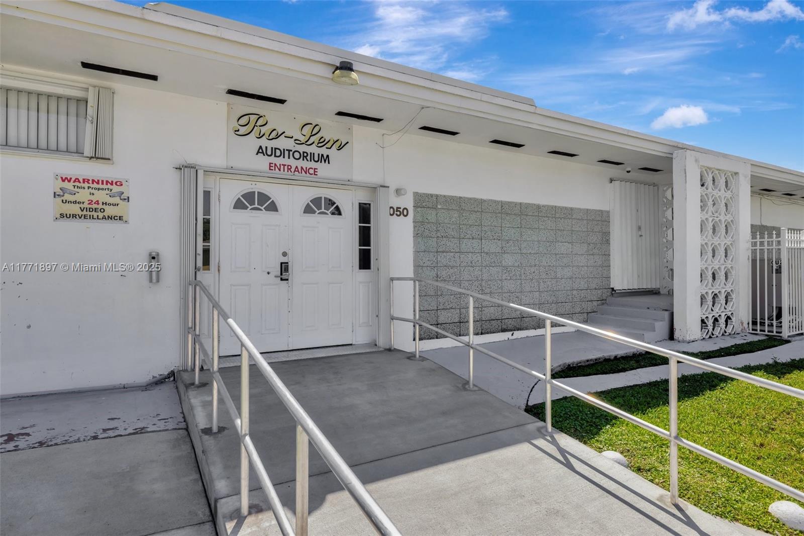 1012 SW 11th St #20N, Hallandale Beach, Florida image 48