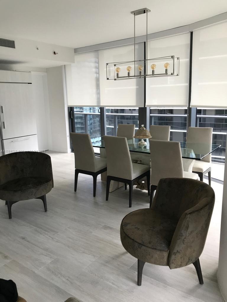 55 SW 9th St #2203, Miami FL 33130