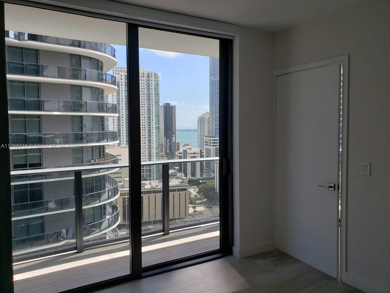 55 SW 9th St #2203, Miami FL 33130