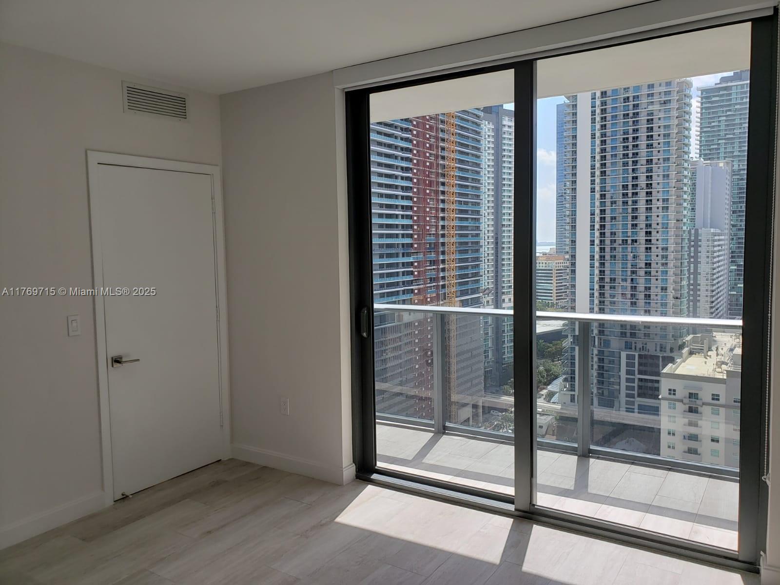 55 SW 9th St #2203, Miami FL 33130