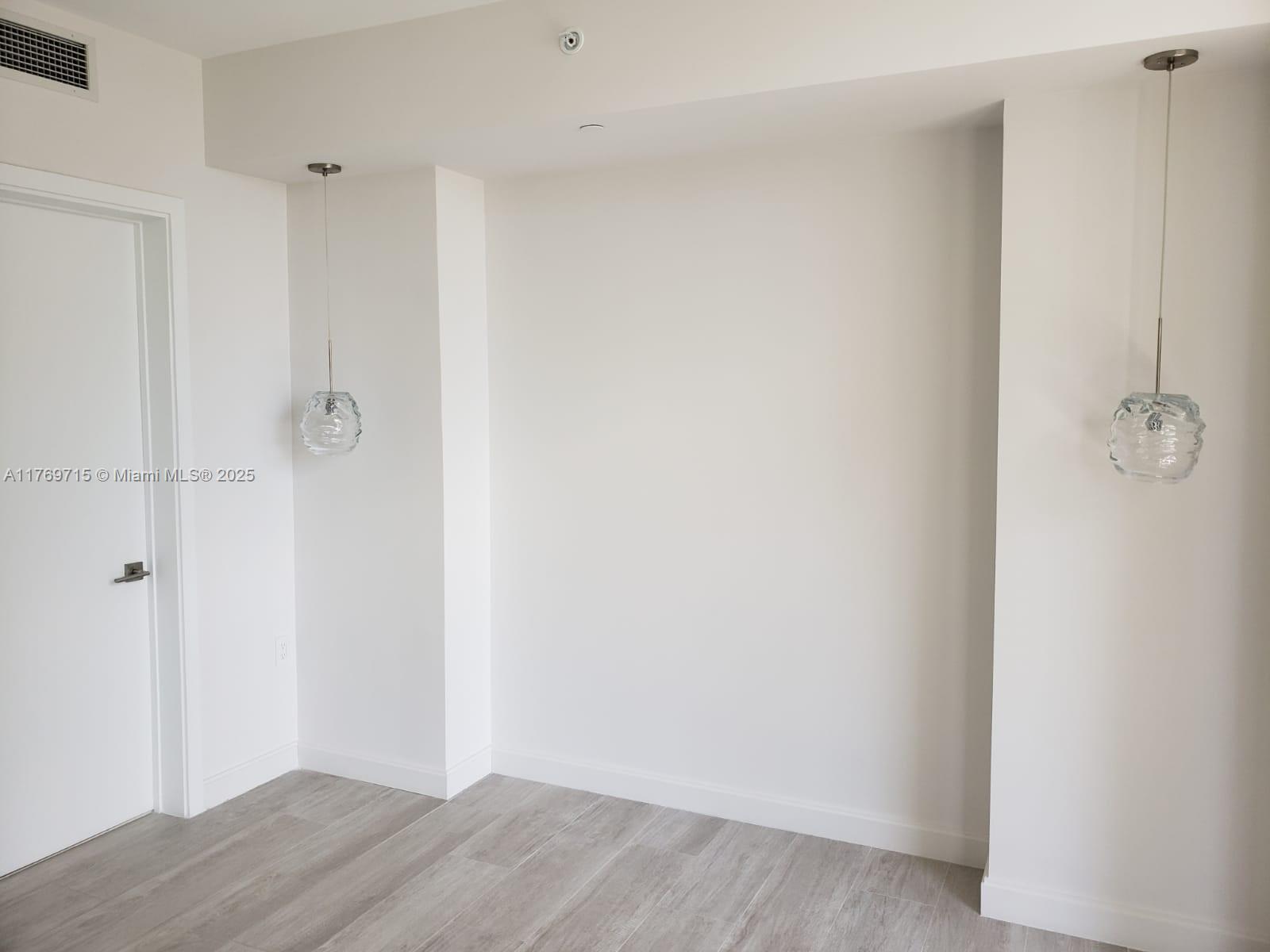 55 SW 9th St #2203, Miami FL 33130
