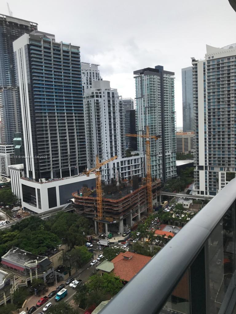 55 SW 9th St #2203, Miami FL 33130