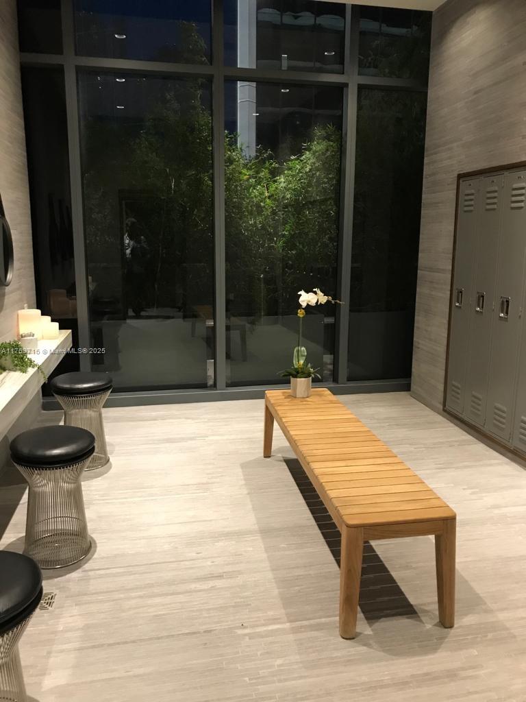 55 SW 9th St #2203, Miami FL 33130