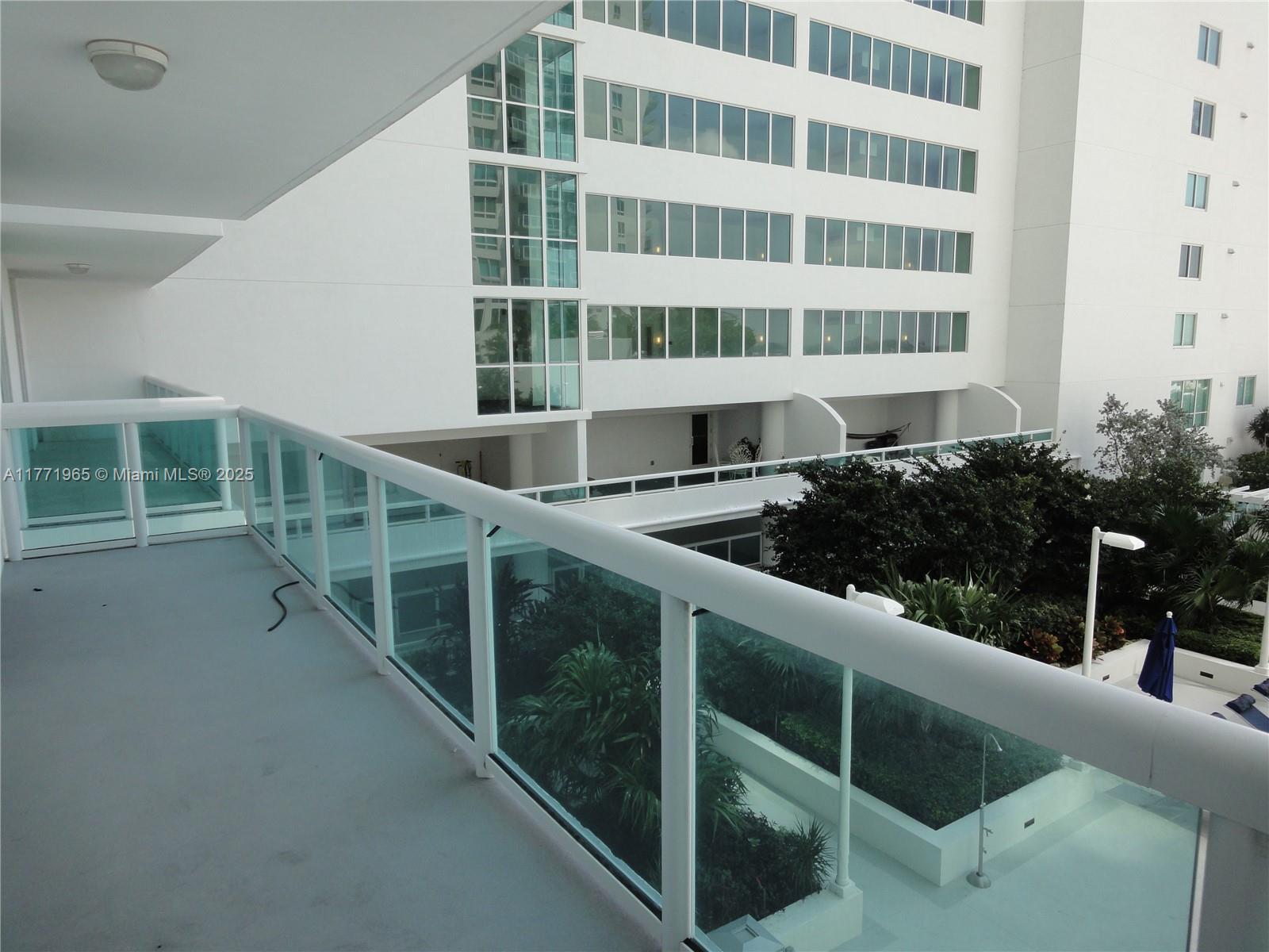 1800 N BAYSHORE DR #1204, Miami FL 33132