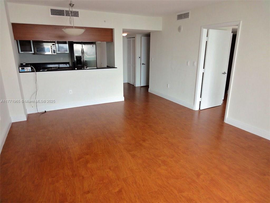 1800 N BAYSHORE DR #1204, Miami FL 33132
