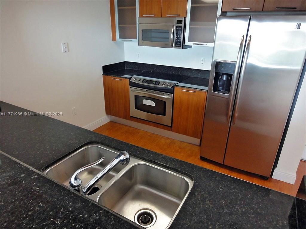 1800 N BAYSHORE DR #1204, Miami FL 33132