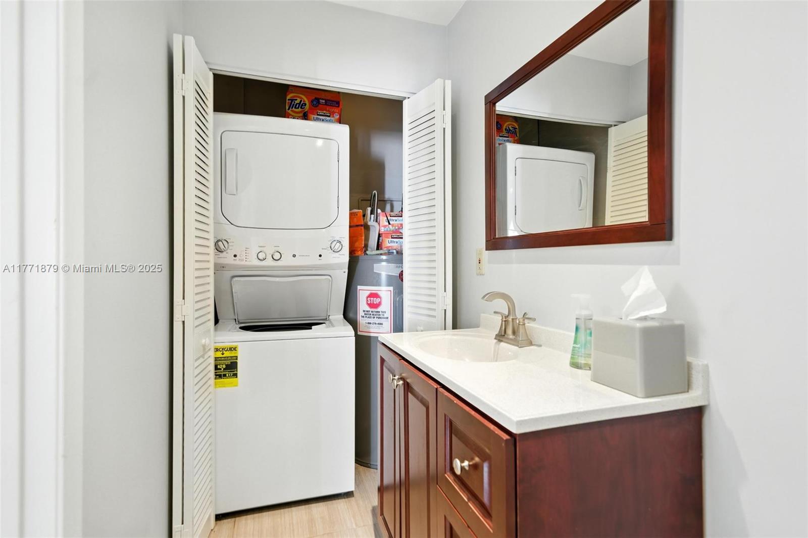 1259 NE 98th St, Miami Shores, Florida image 32
