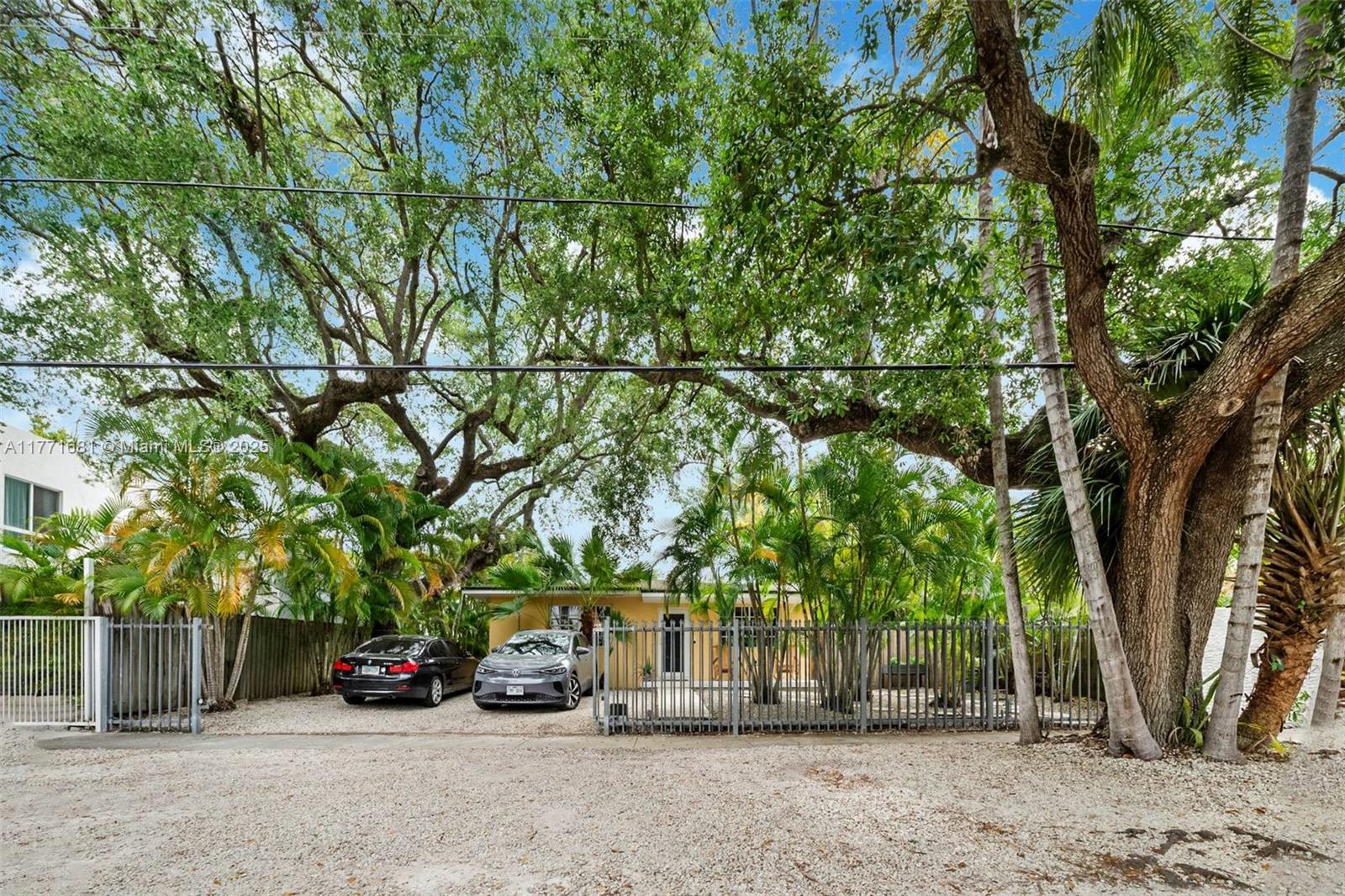2960 Whitehead Street, Coconut Grove, Florida image 13