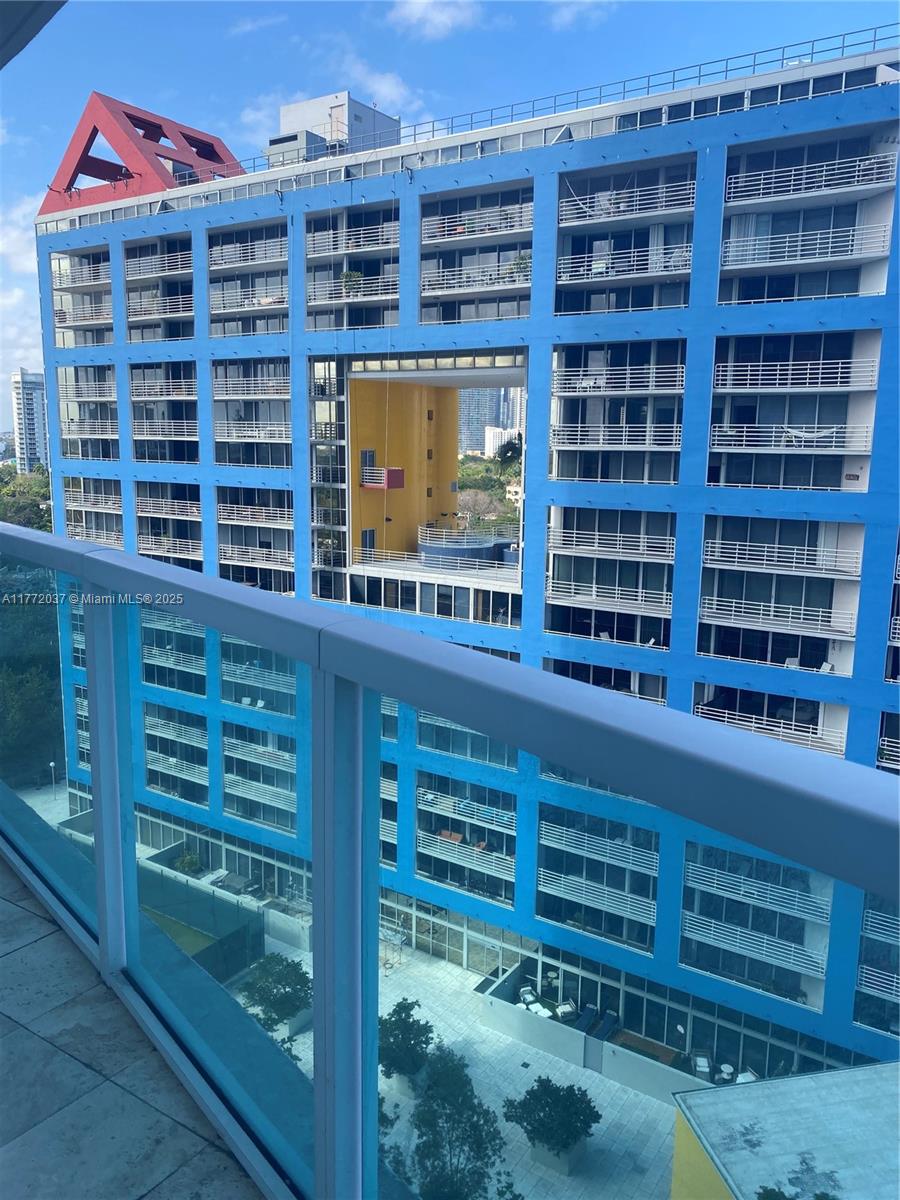 2101 Brickell Ave #1005, Miami FL 33129