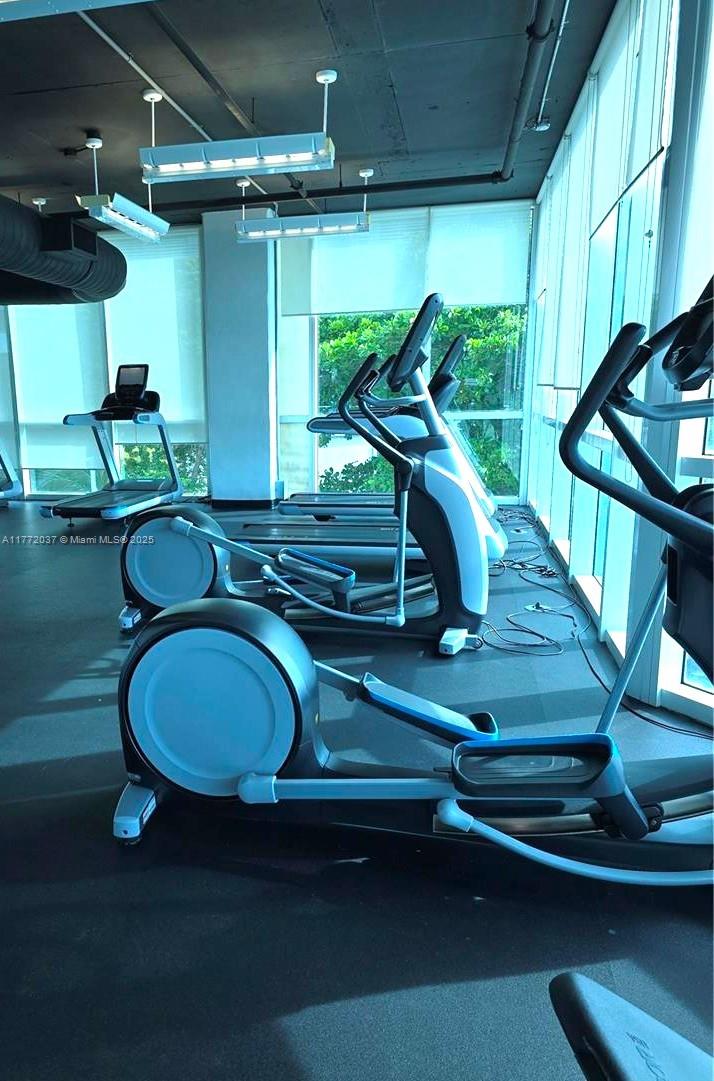 2101 Brickell Ave #1005, Miami FL 33129