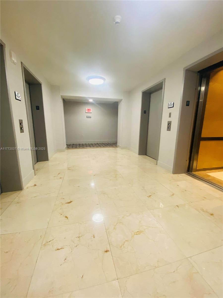 2101 Brickell Ave #1005, Miami FL 33129