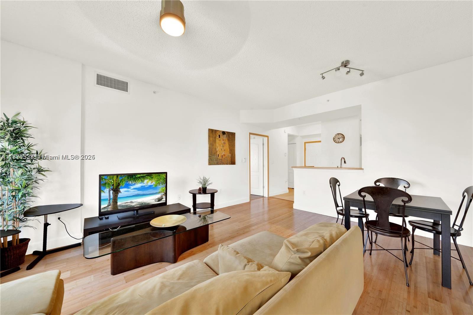 6001 SW 70th St #542, South Miami, Florida image 3