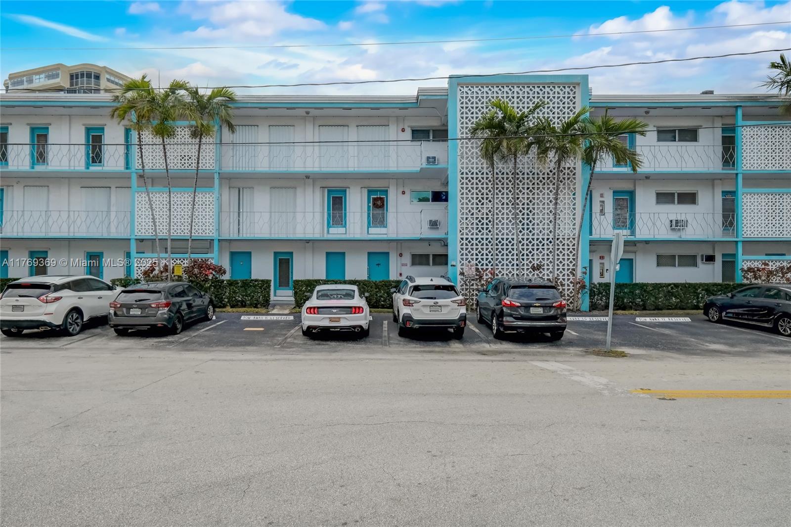 2500 Diana Dr #106, Hallandale Beach, Florida image 27