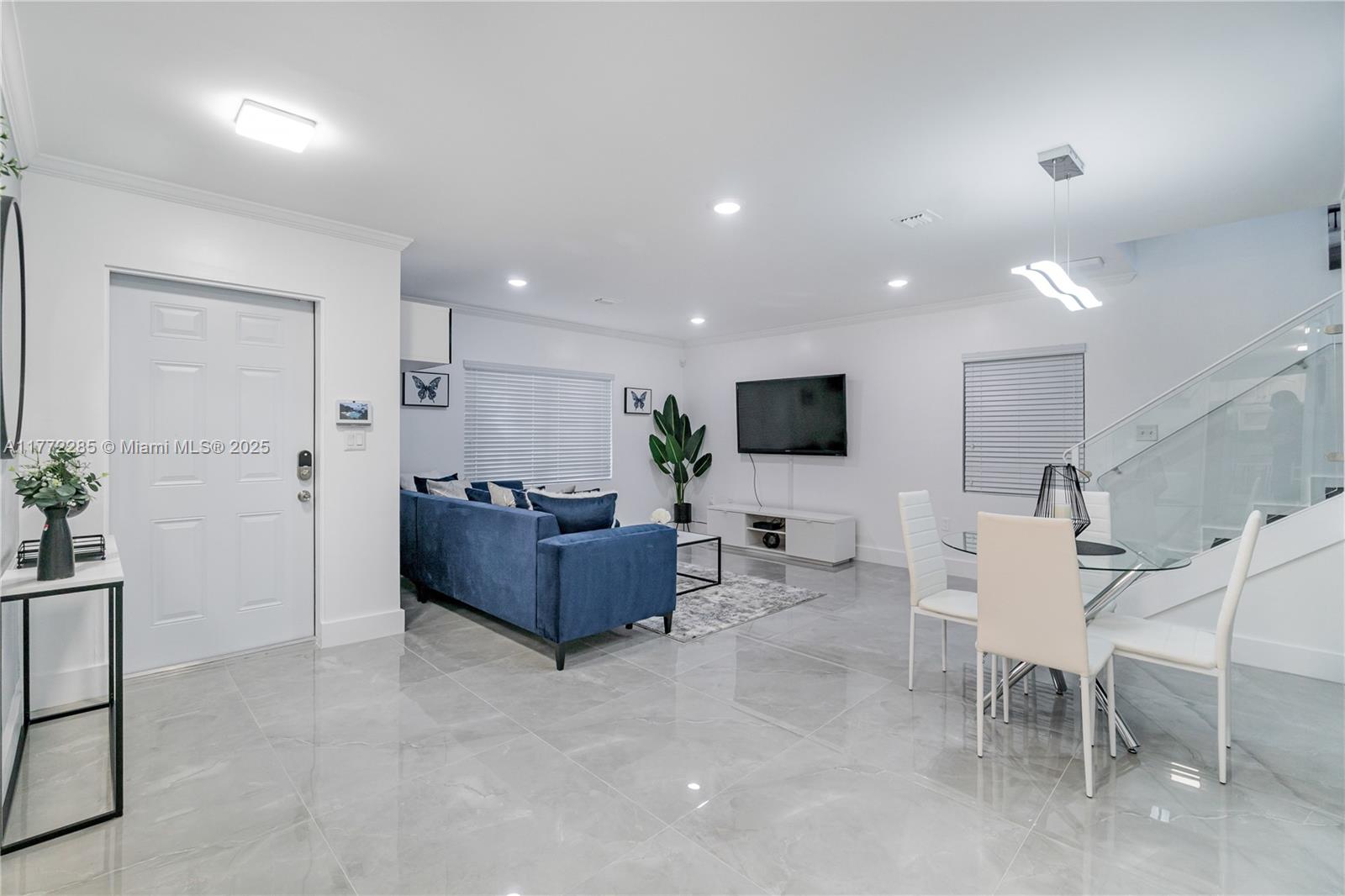 1411 NW 2nd St #1411, Fort Lauderdale, Florida image 2