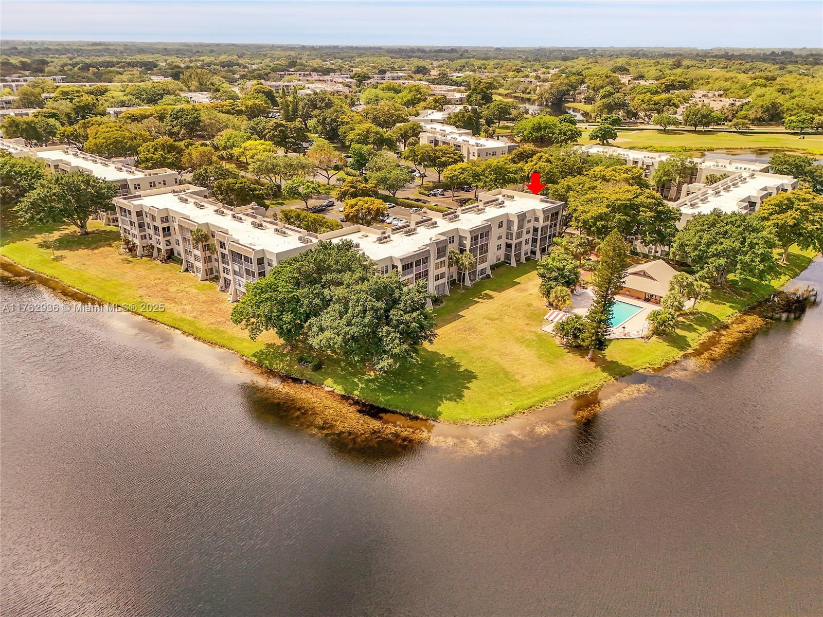 9440 Poinciana Pl #416, Davie, Florida image 1
