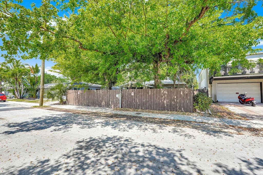 501 SE 21st St, Fort Lauderdale, Florida image 19