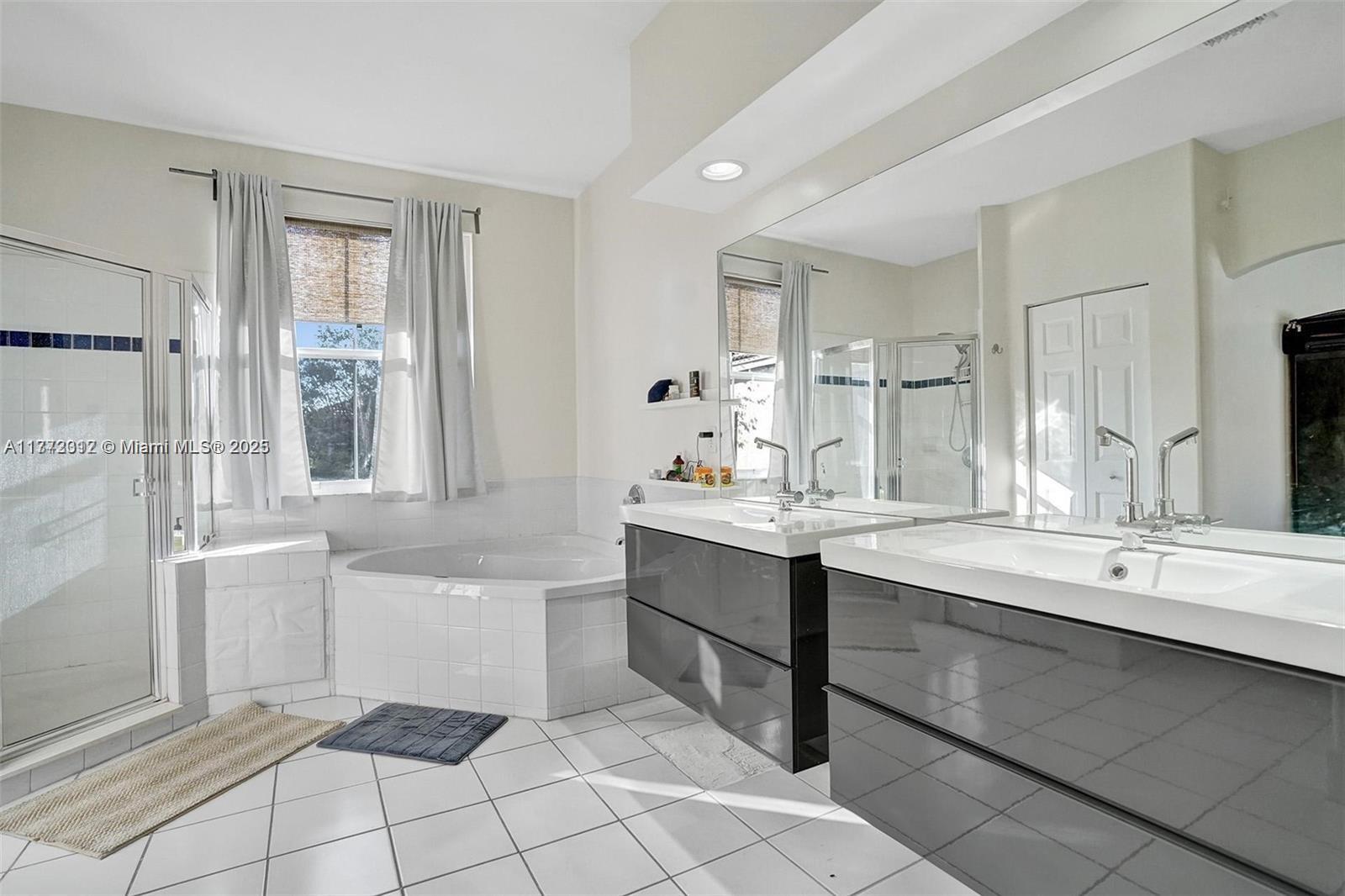 3819 SW 51st St, Hollywood, Florida image 14