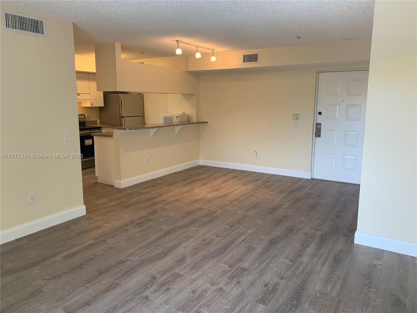 470 S Park Rd #7-307, Hollywood, Florida image 1