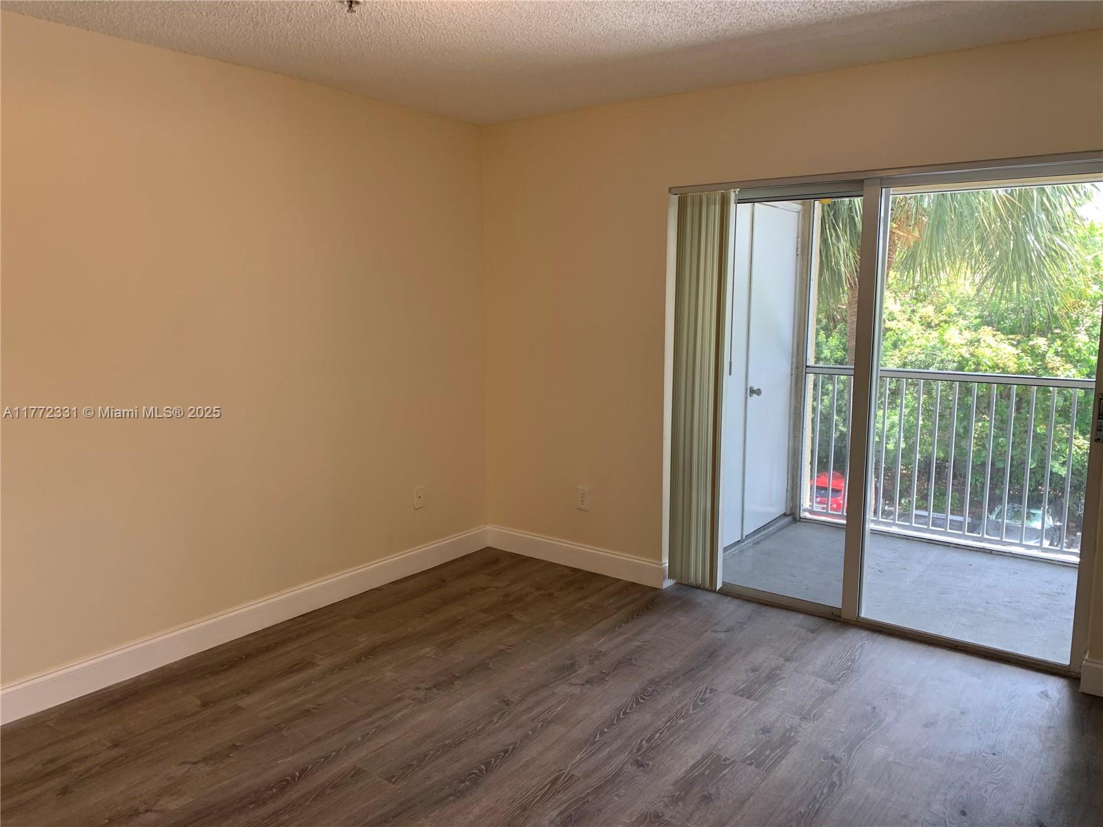 470 S Park Rd #7-307, Hollywood, Florida image 7