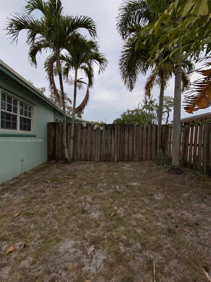 6210 NW 17th St, Sunrise, Florida image 23