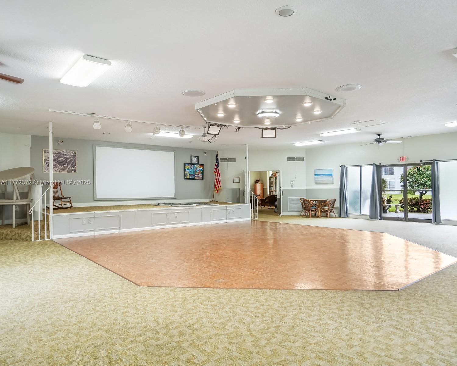 3505 NW 48th Ave #411, Lauderdale Lakes, Florida image 20
