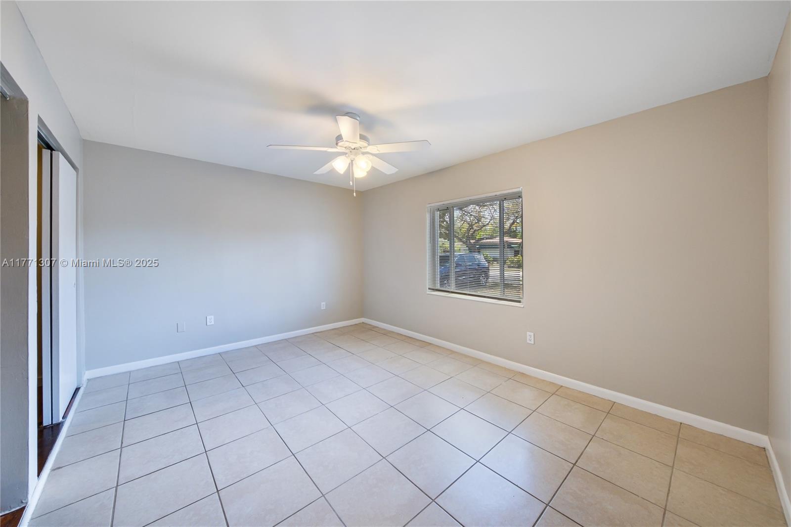 2537 Adams St, Hollywood, Florida image 27