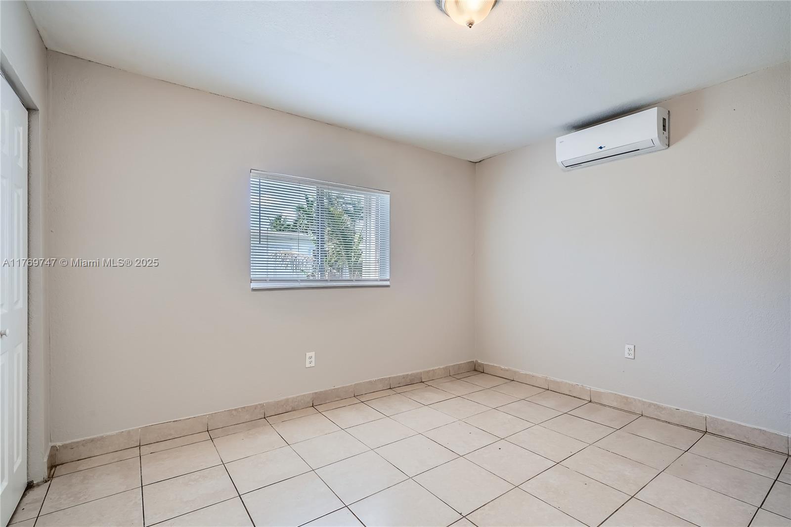 4720 NW 41st Pl, Lauderdale Lakes, Florida image 26