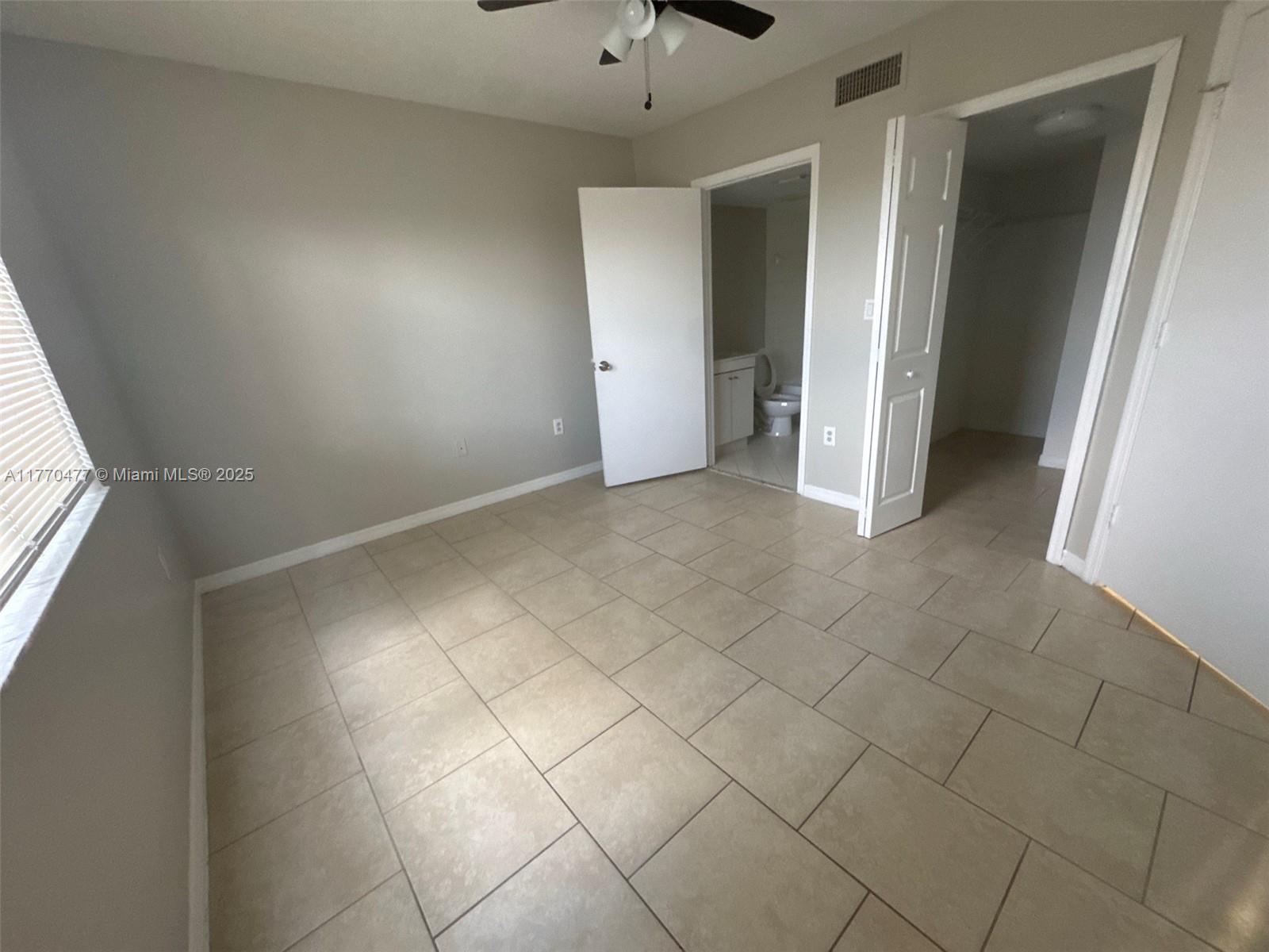 930 NE 33rd Ter #102, Homestead, Florida image 7