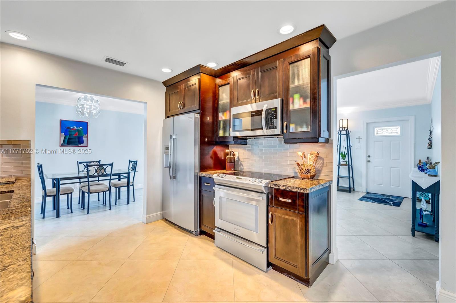 6905 NW 17th St, Margate, Florida image 12
