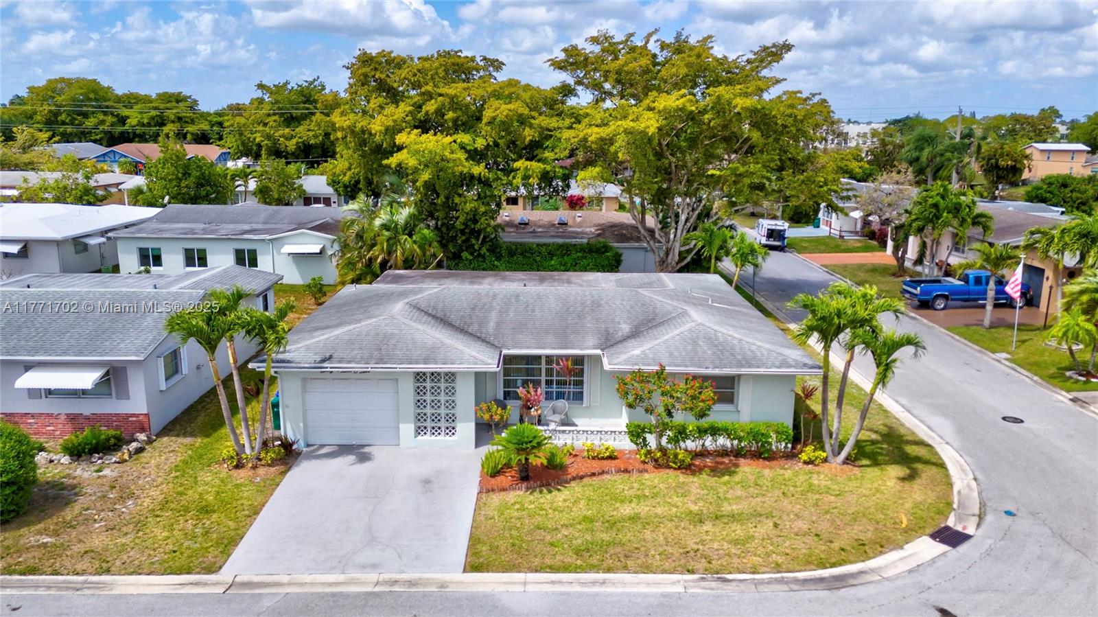 6905 NW 17th St, Margate, Florida image 32