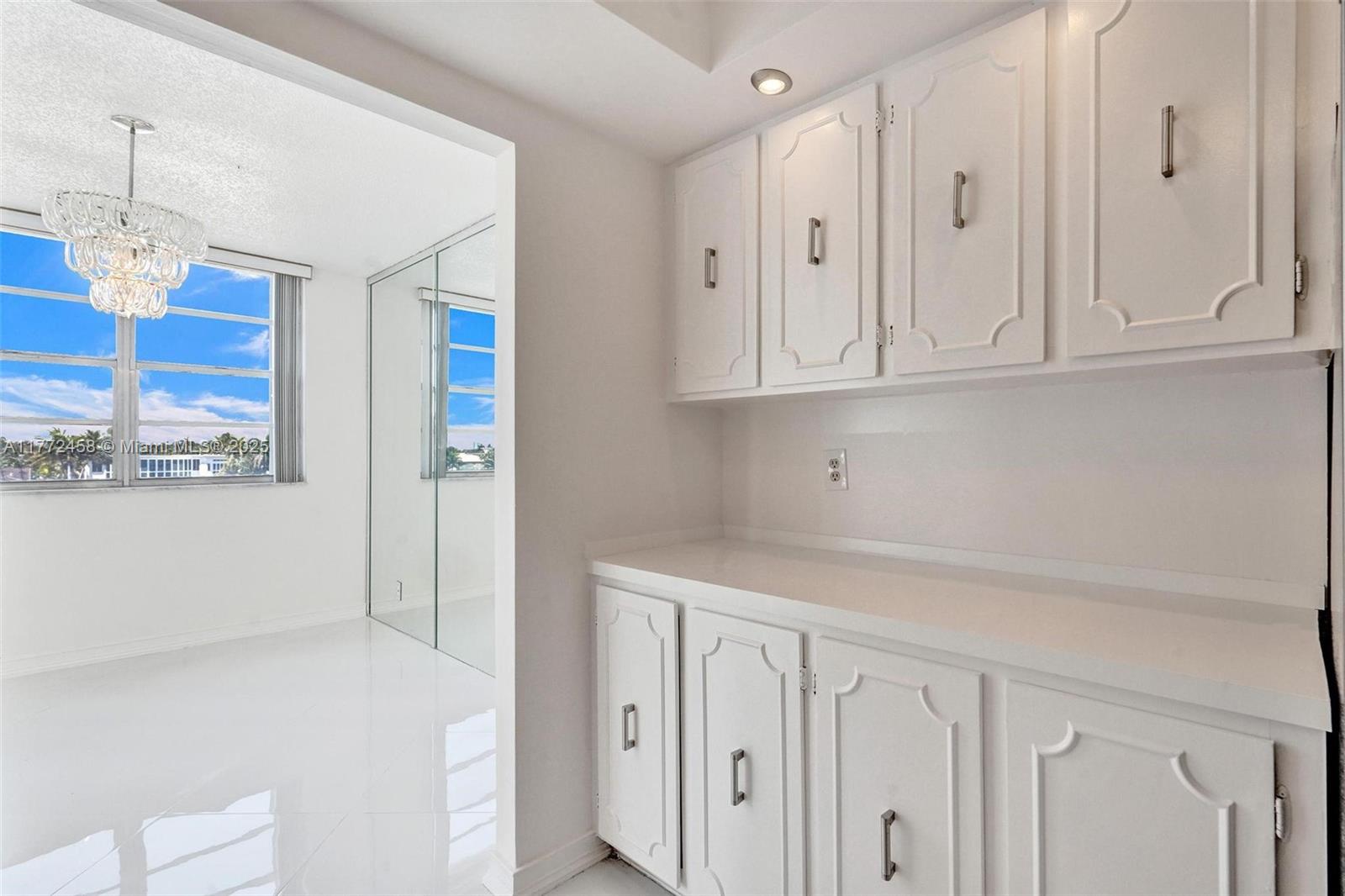 3113 S Ocean Dr #410, Hallandale Beach, Florida image 28