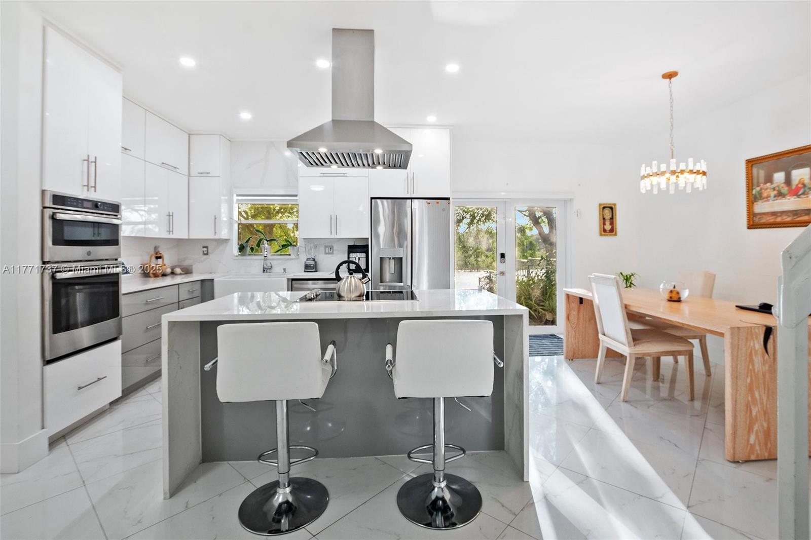 518 NW 130th Way, Pembroke Pines, Florida image 6