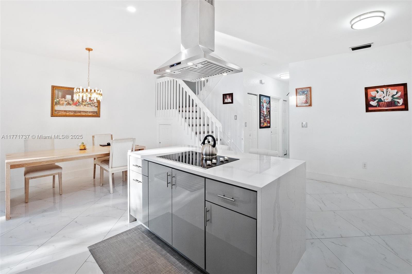 518 NW 130th Way, Pembroke Pines, Florida image 9