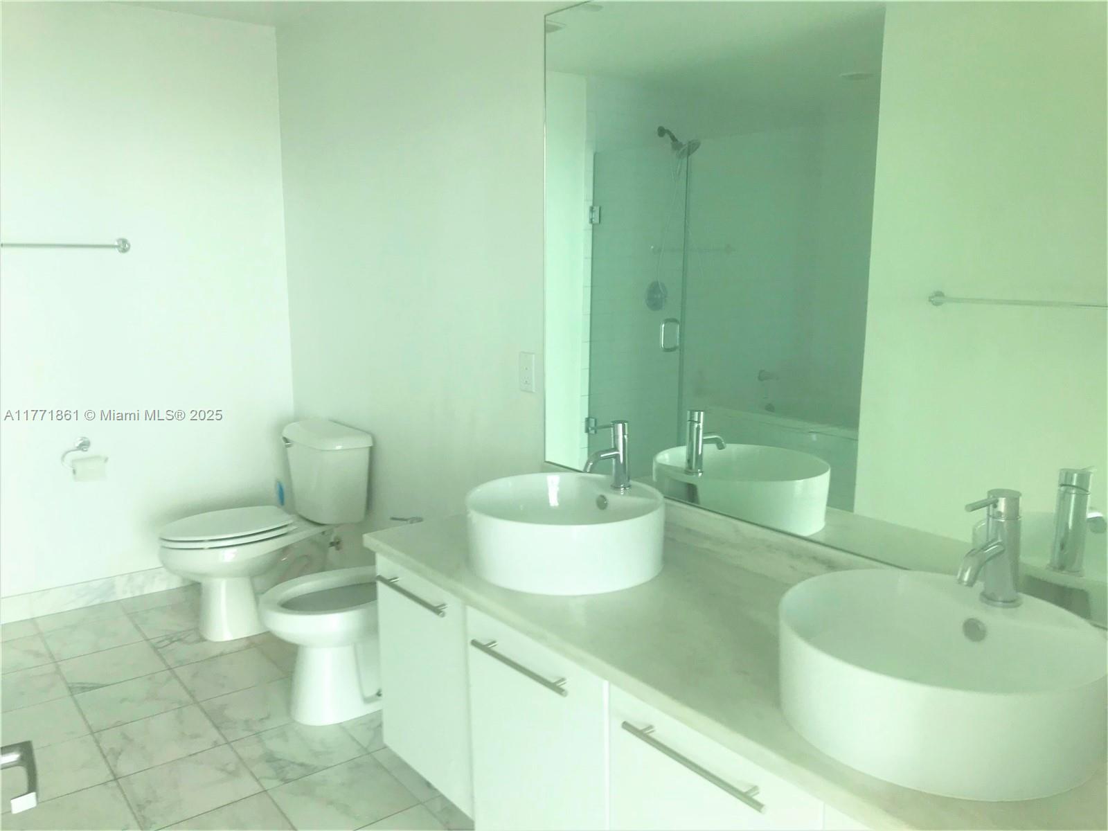 888 Biscayne Blvd #4303, Miami FL 33132