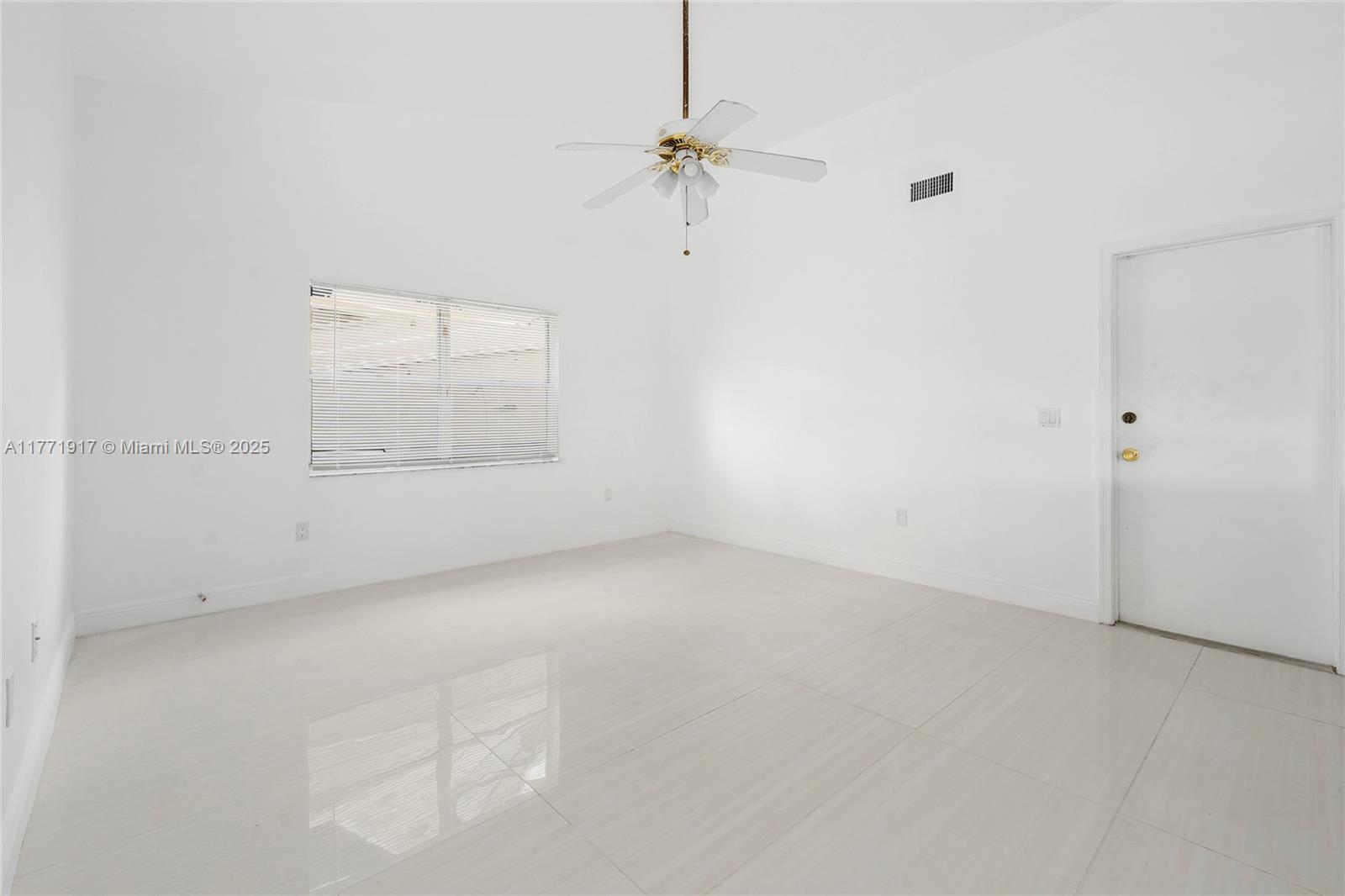 1400 SW 54th Ave, Plantation, Florida image 32