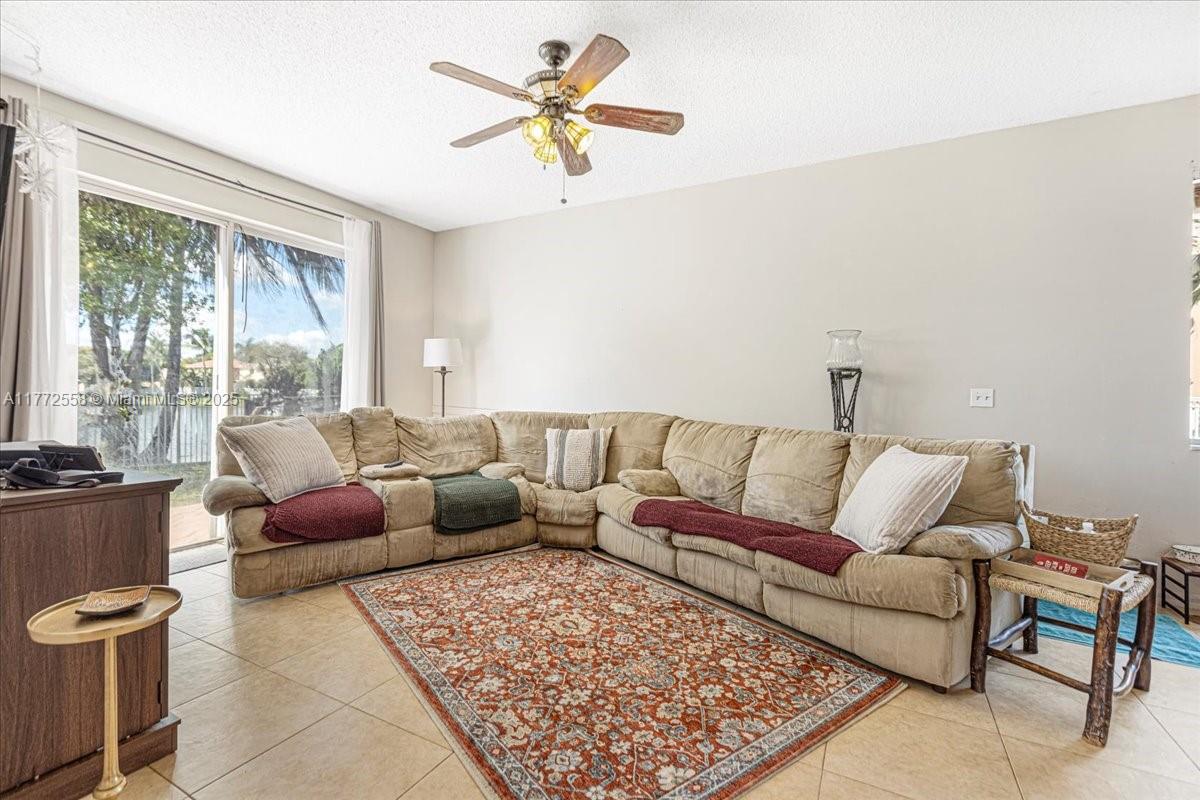 3745 Woodfield Ct, Coconut Creek, Florida image 13