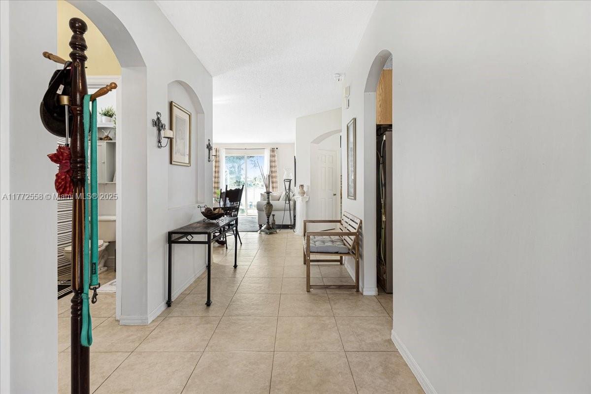 3745 Woodfield Ct, Coconut Creek, Florida image 7