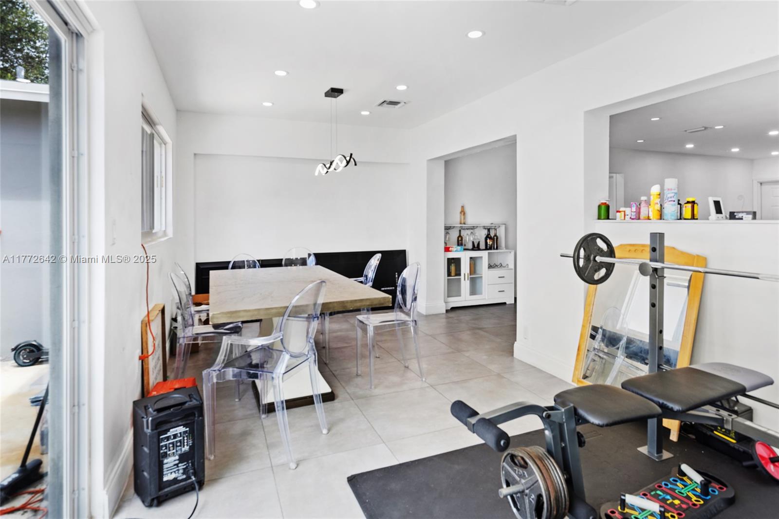 5109 Washington St, Hollywood, Florida image 13