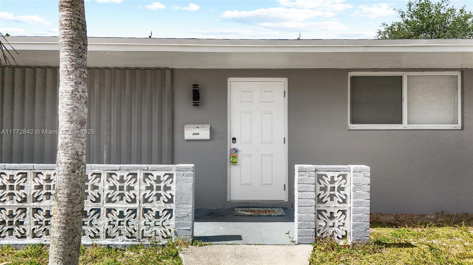 5109 Washington St, Hollywood, Florida image 37