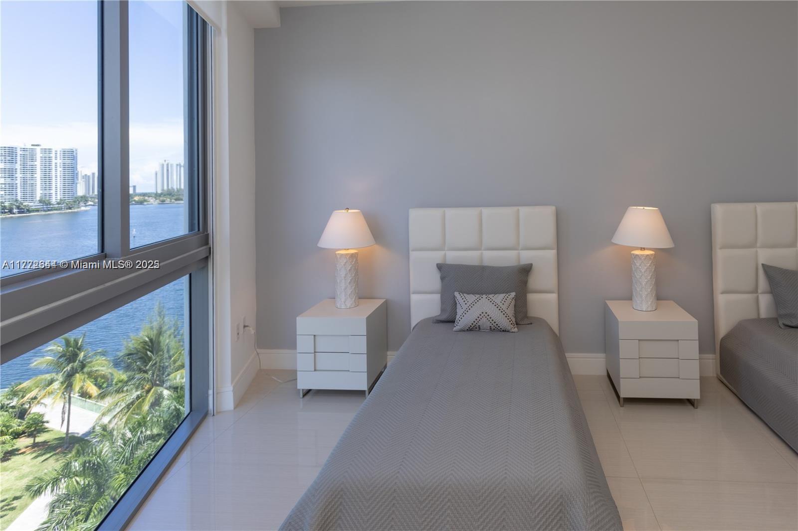 3300 NE 188th St #618, Aventura FL 33180