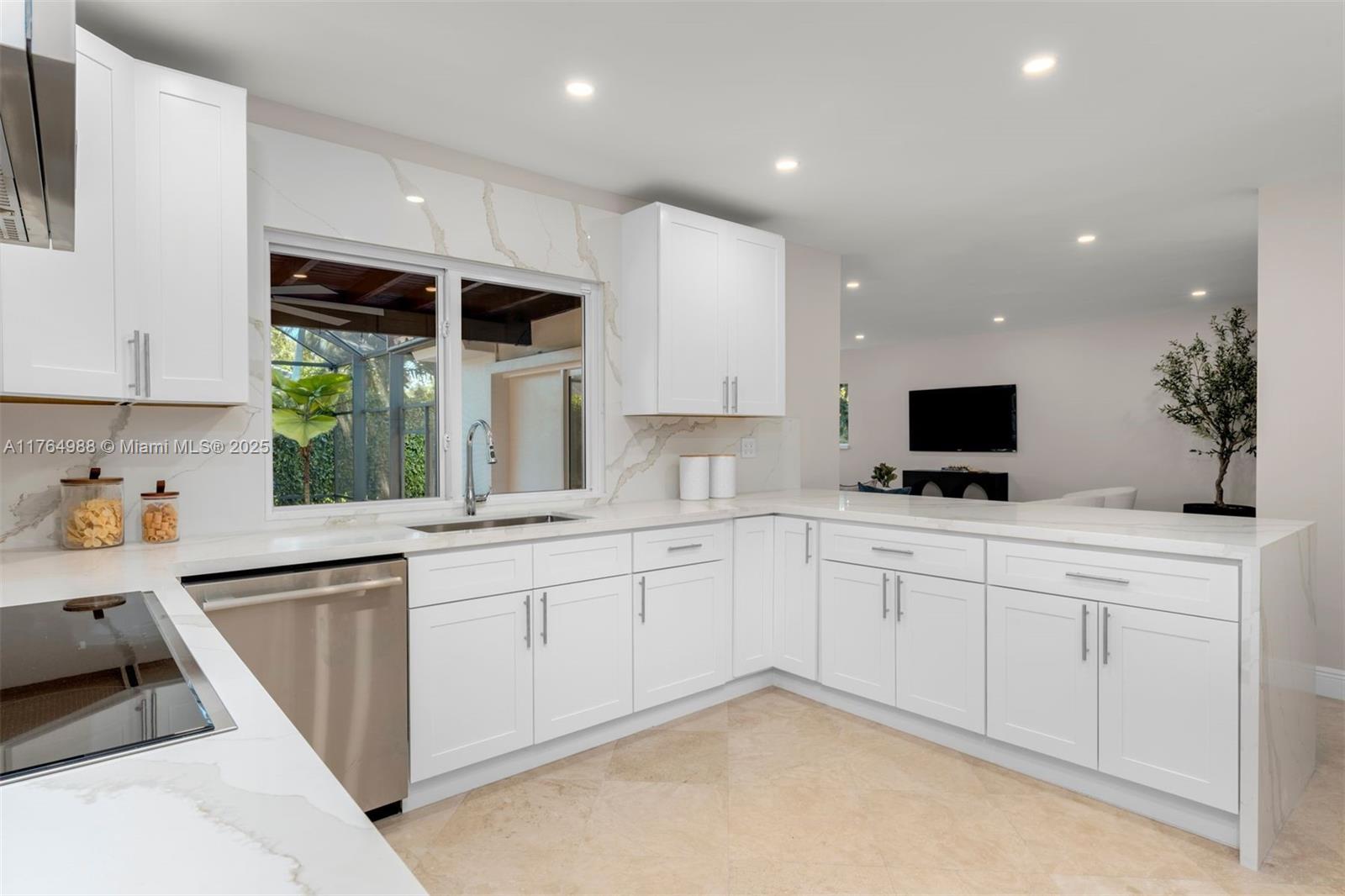 13271 SW 57th Ct, Pinecrest, Florida image 13