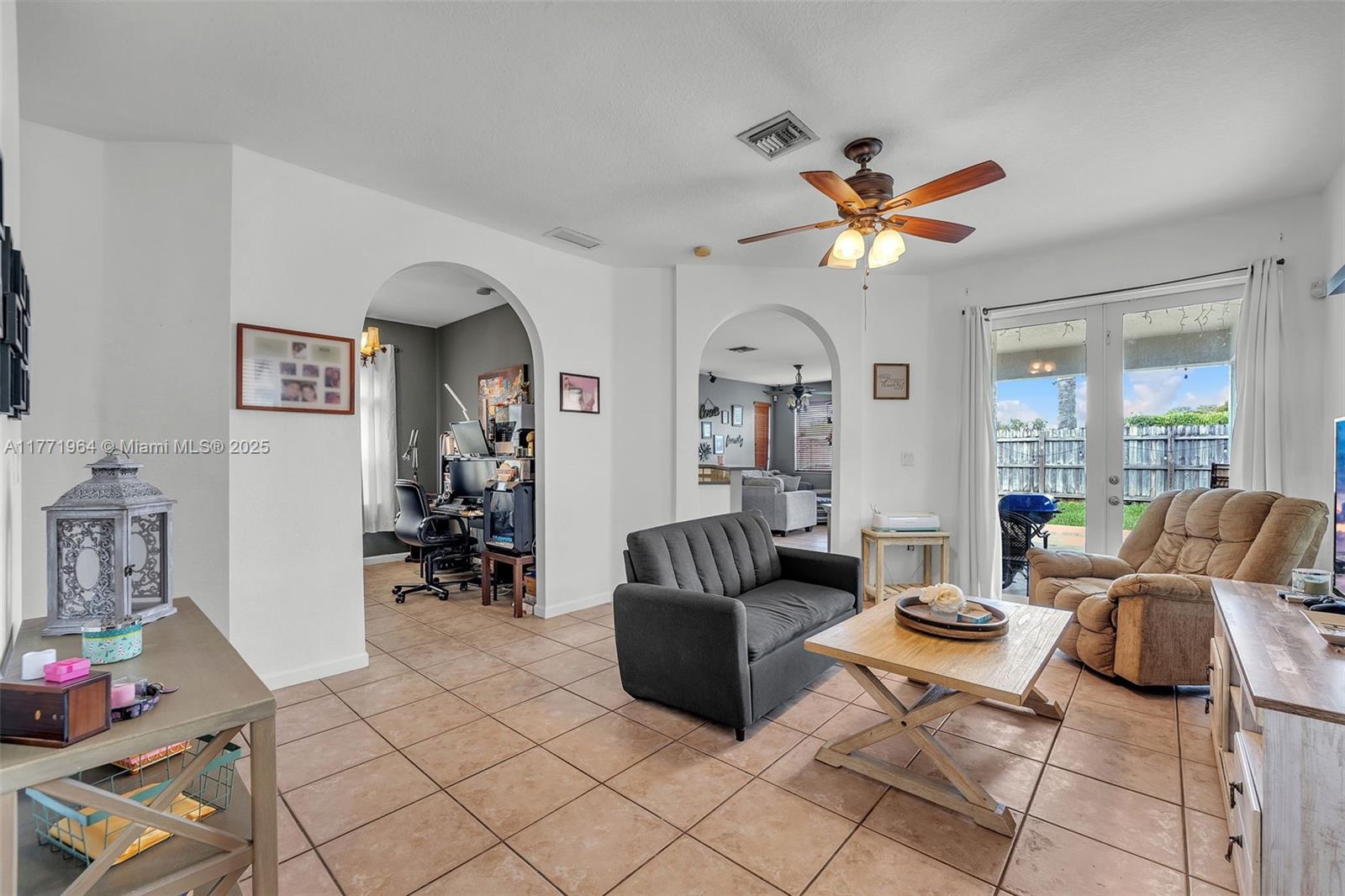 2260 NE 37th Ter, Homestead, Florida image 5