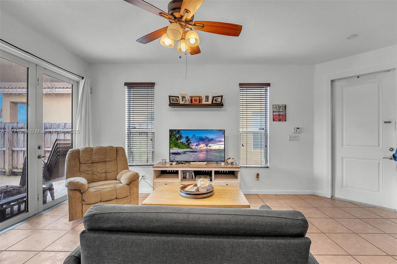 2260 NE 37th Ter, Homestead, Florida image 9
