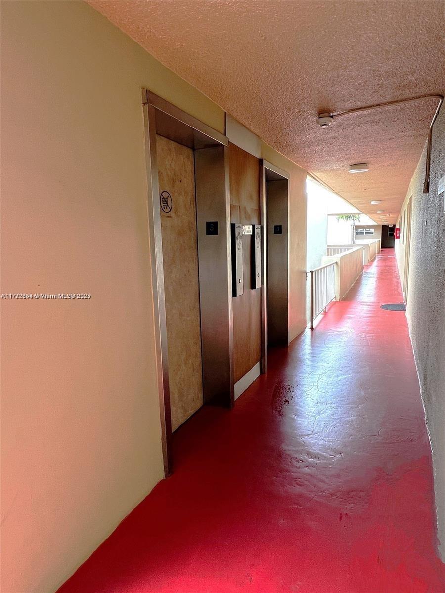1480 W 46th St #307, Hialeah, Florida image 4