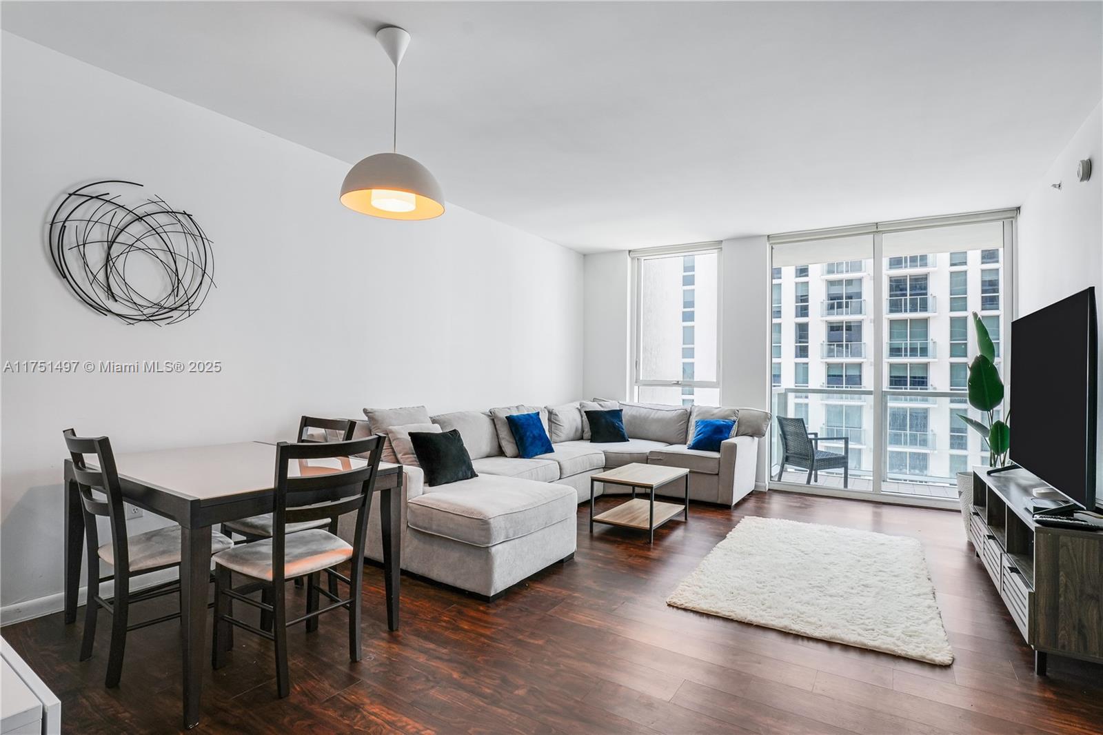 253 2nd St Unit 1706, Miami, Florida 33132
