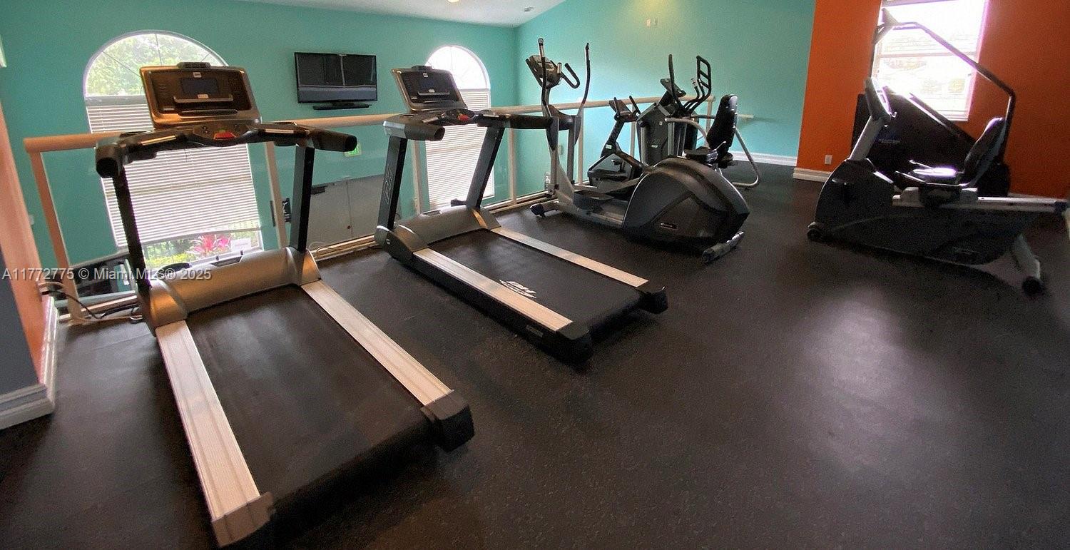 8801 Wiles Rd #108, Coral Springs, Florida image 25