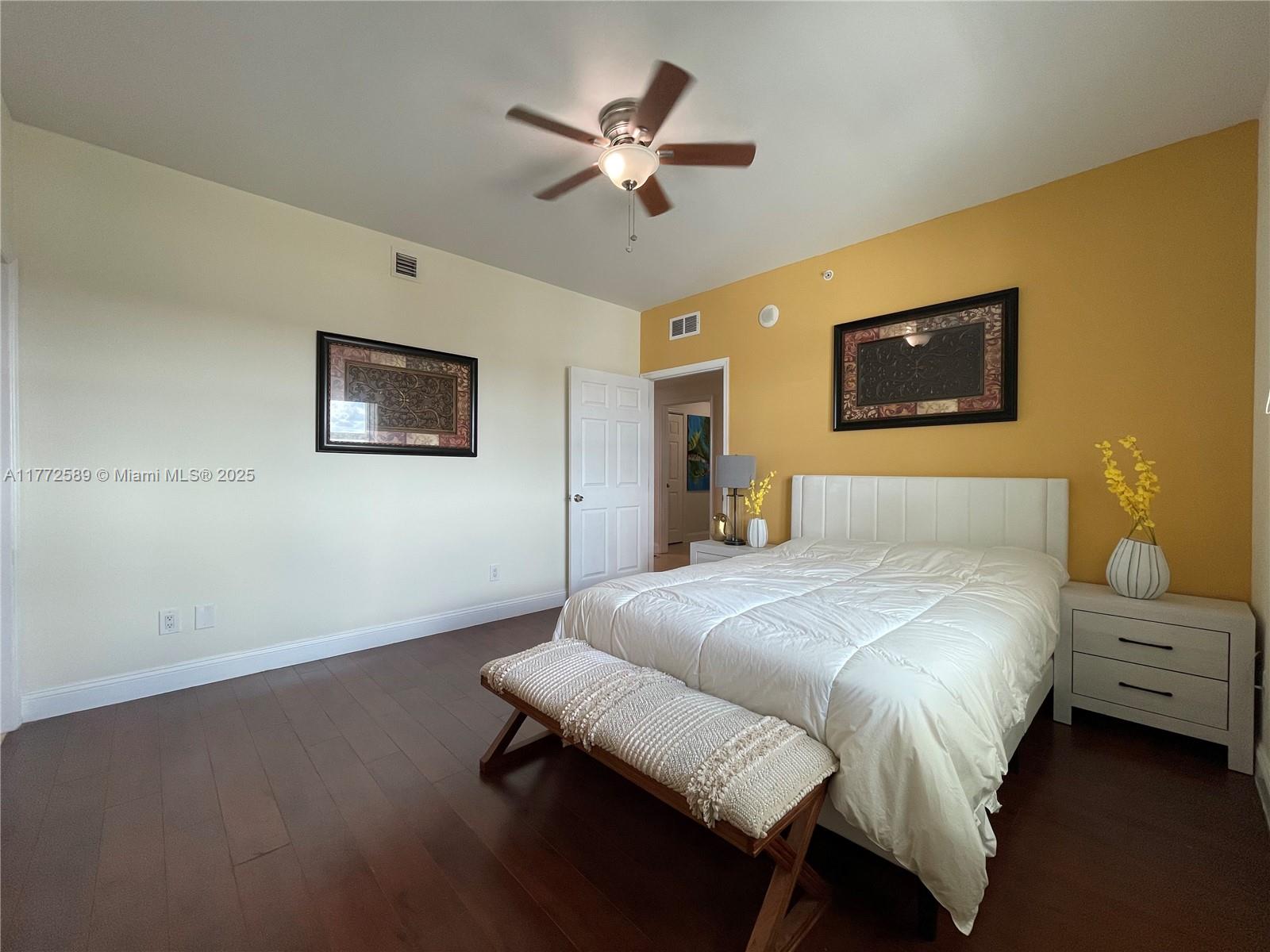 14951 Royal Oaks Ln #808, North Miami, Florida image 22